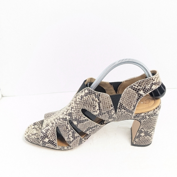 Corso Como leather heeled sandals - Picture 8 of 16